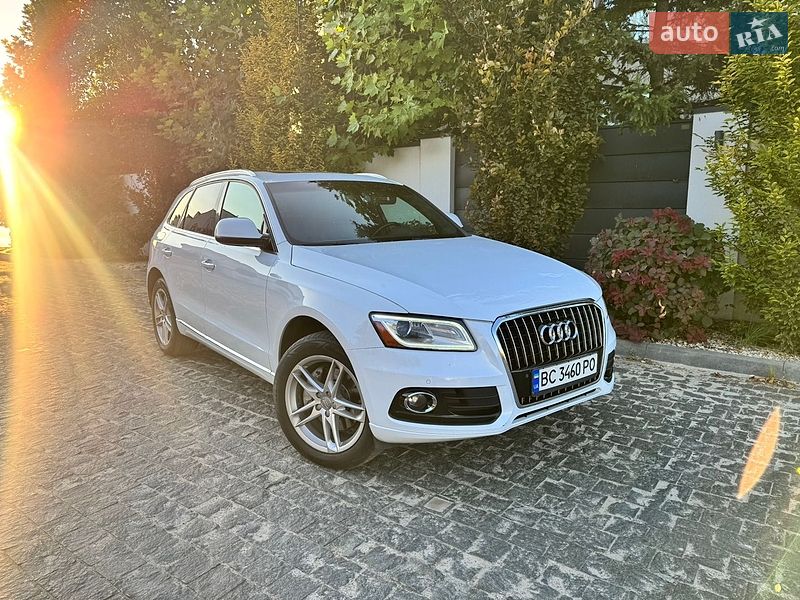 Позашляховик / Кросовер Audi Q5 2015 в Львові