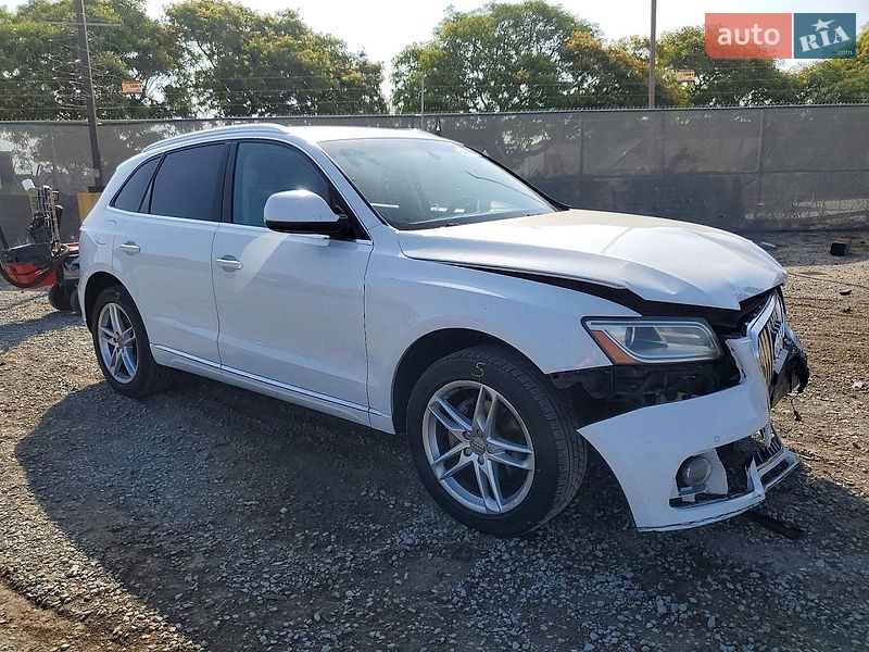 Позашляховик / Кросовер Audi Q5 2015 в Львові