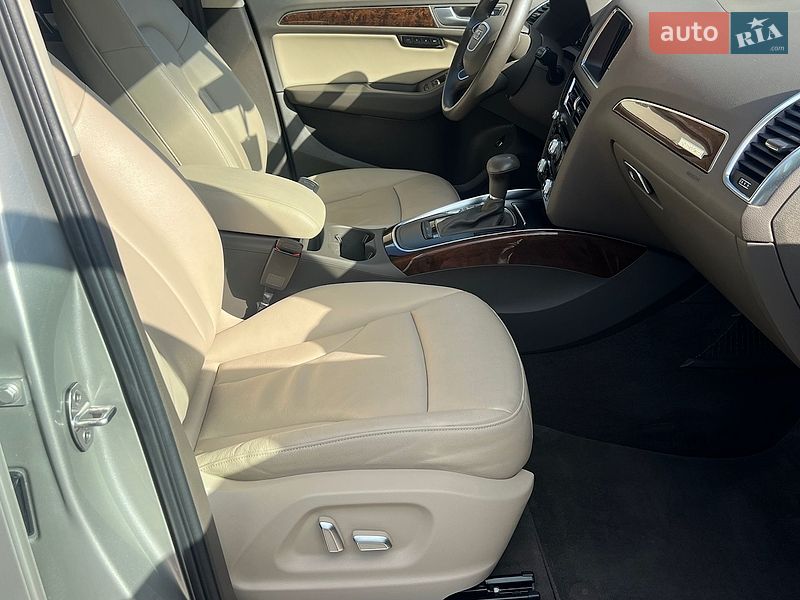 Позашляховик / Кросовер Audi Q5 2014 в Рівному