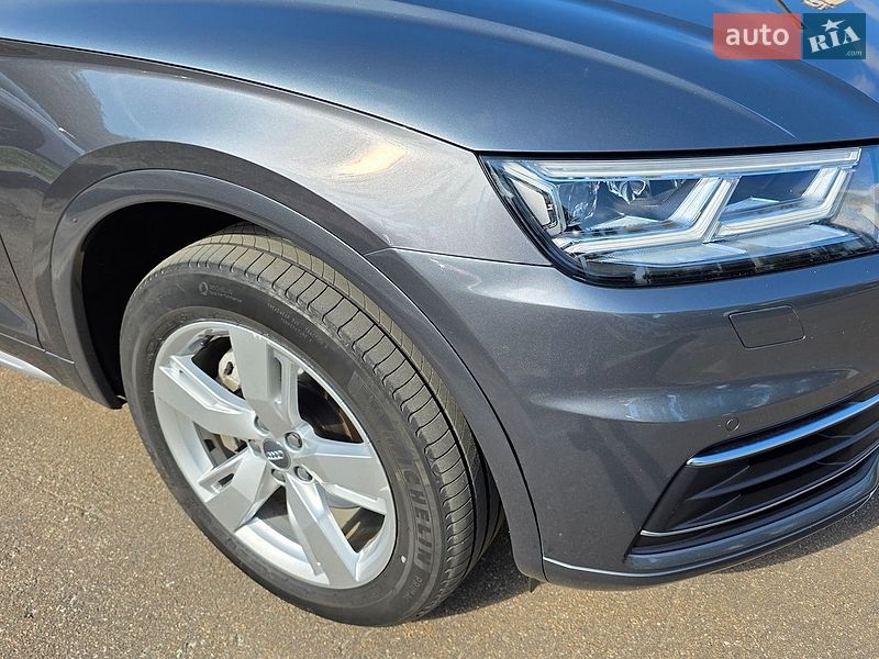 Позашляховик / Кросовер Audi Q5 2018 в Києві