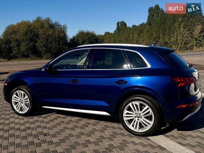 Внедорожник / Кроссовер Audi Q5 2017 в Ирпене