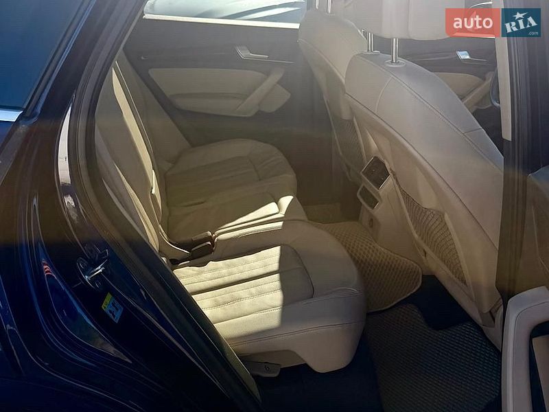 Внедорожник / Кроссовер Audi Q5 2017 в Ирпене