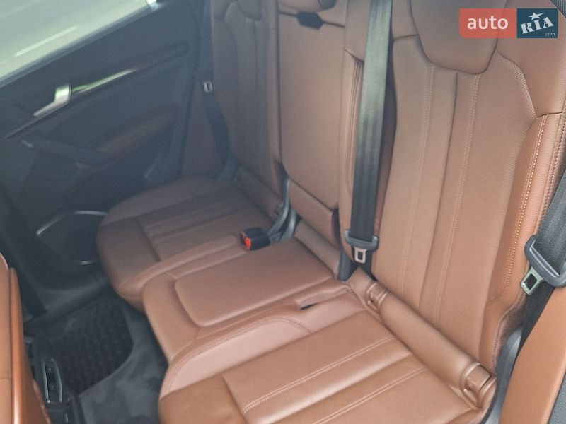 Позашляховик / Кросовер Audi Q5 2019 в Одесі фото 18 Позашляховик / Кросовер Audi Q5 2019 в Одесі