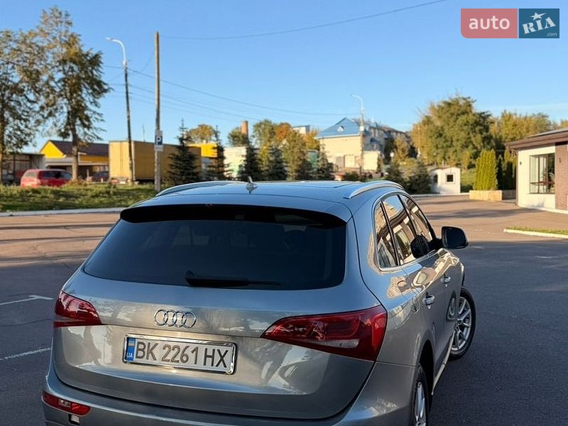 Внедорожник / Кроссовер Audi Q5 2009 в Ровно