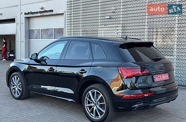 Внедорожник / Кроссовер Audi Q5 2022 в Львове