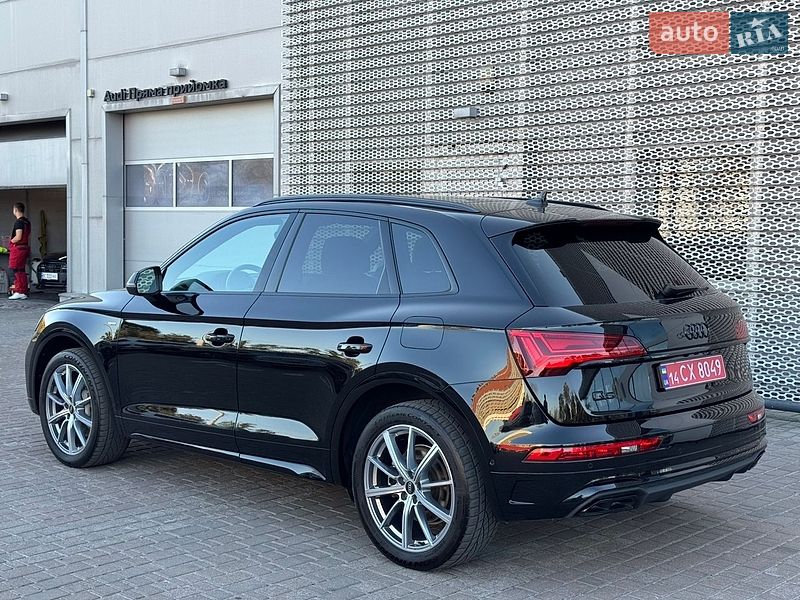 Внедорожник / Кроссовер Audi Q5 2022 в Львове