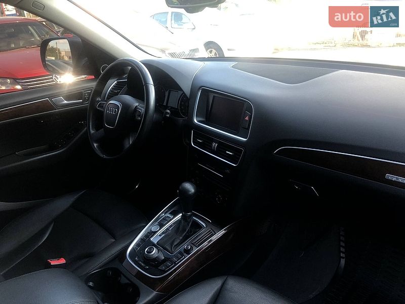 Внедорожник / Кроссовер Audi Q5 2012 в Полтаве