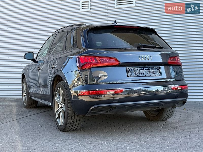Внедорожник / Кроссовер Audi Q5 2019 в Ровно