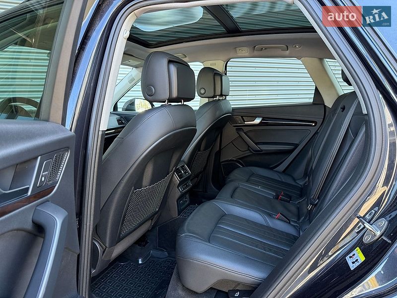 Внедорожник / Кроссовер Audi Q5 2019 в Ровно