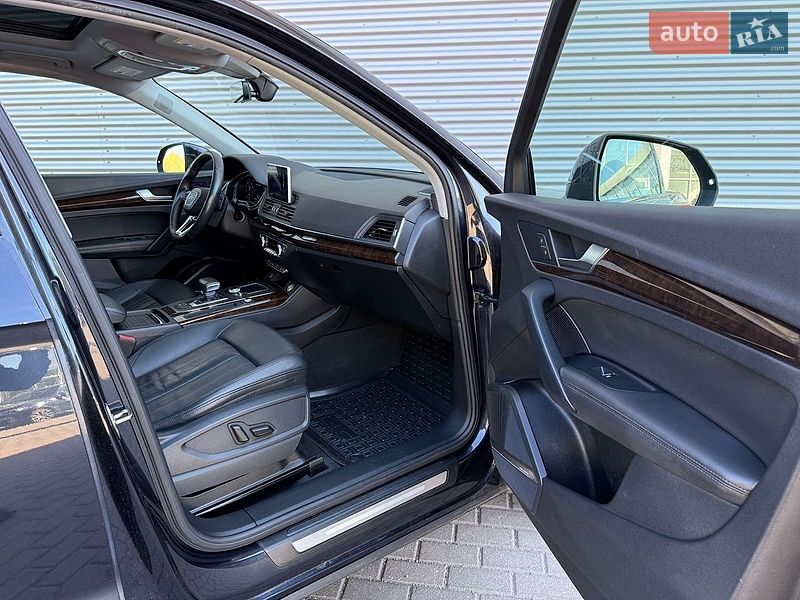 Внедорожник / Кроссовер Audi Q5 2019 в Ровно