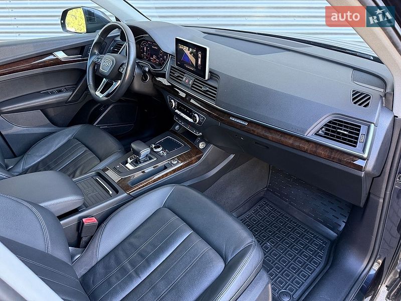 Внедорожник / Кроссовер Audi Q5 2019 в Ровно