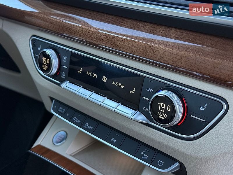 Внедорожник / Кроссовер Audi Q5 2021 в Львове