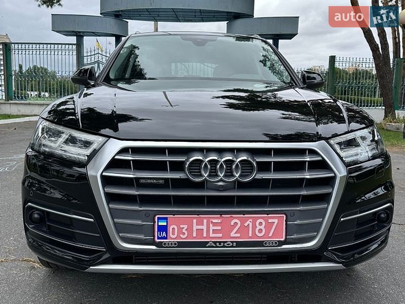 Внедорожник / Кроссовер Audi Q5 2018 в Вараше