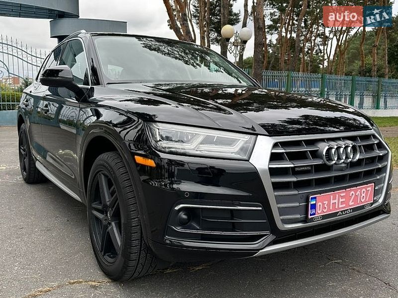 Внедорожник / Кроссовер Audi Q5 2018 в Вараше