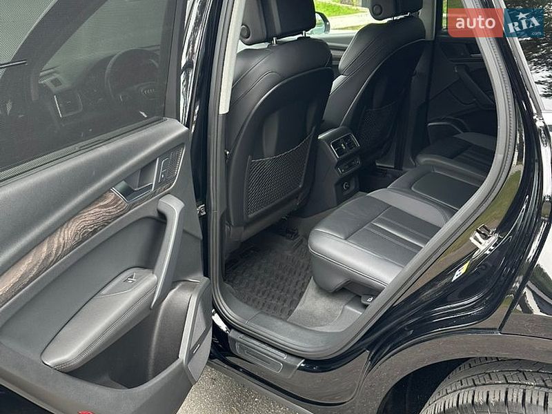 Внедорожник / Кроссовер Audi Q5 2018 в Вараше