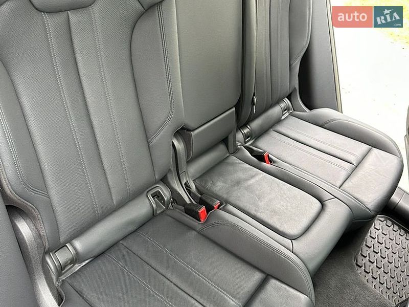 Внедорожник / Кроссовер Audi Q5 2018 в Вараше