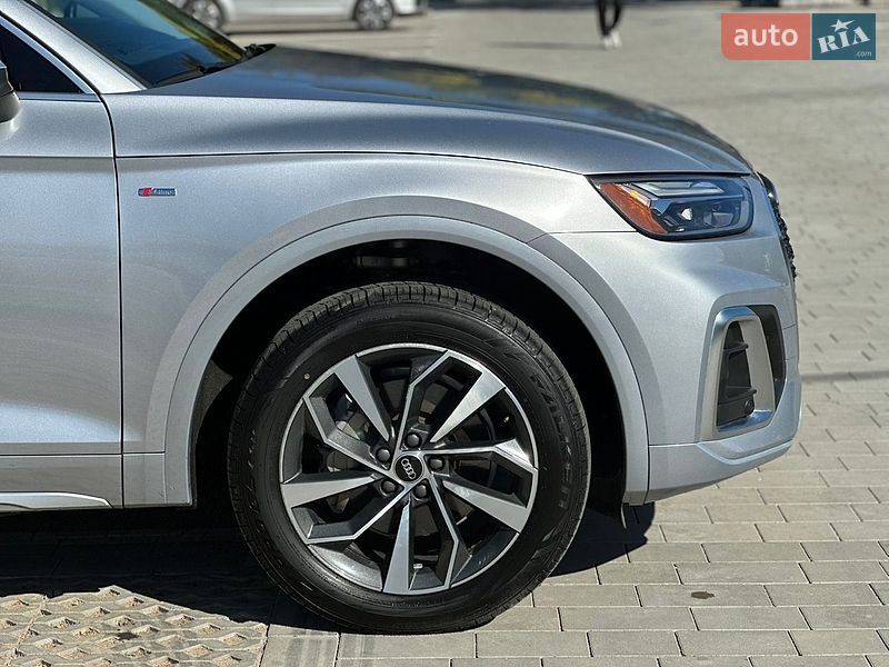 Внедорожник / Кроссовер Audi Q5 2022 в Самборе