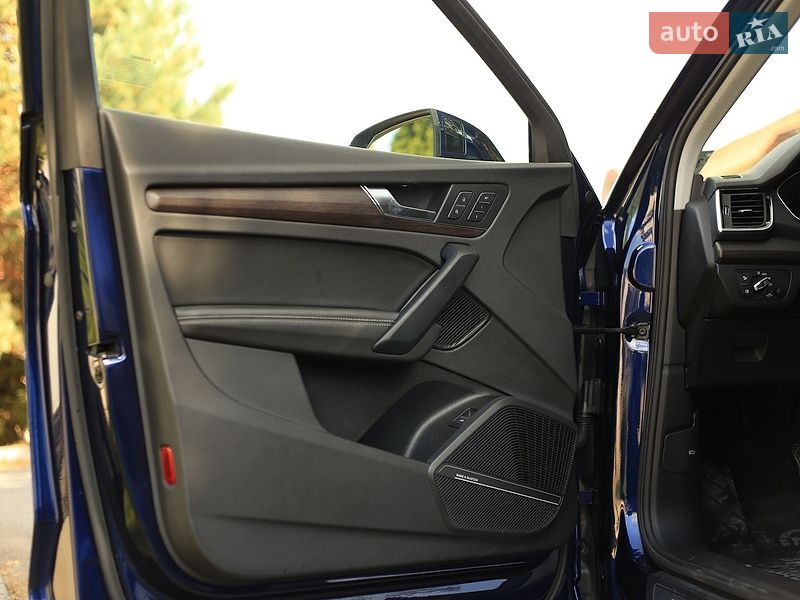 Внедорожник / Кроссовер Audi Q5 2021 в Львове