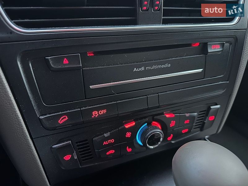 Позашляховик / Кросовер Audi Q5 2011 в Рівному