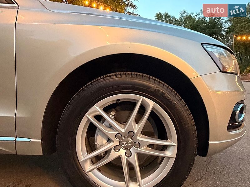 Позашляховик / Кросовер Audi Q5 2014 в Києві