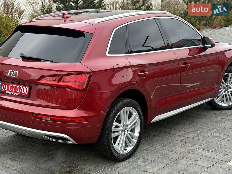 Внедорожник / Кроссовер Audi Q5 2018 в Луцке