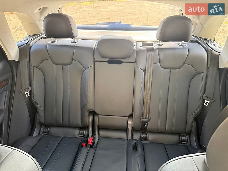 Внедорожник / Кроссовер Audi Q5 2019 в Дрогобыче