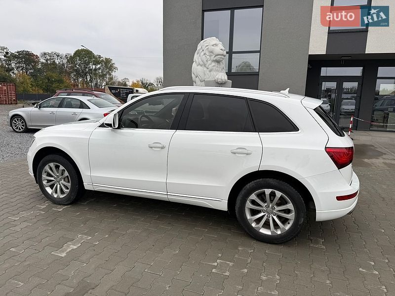 Внедорожник / Кроссовер Audi Q5 2015 в Львове