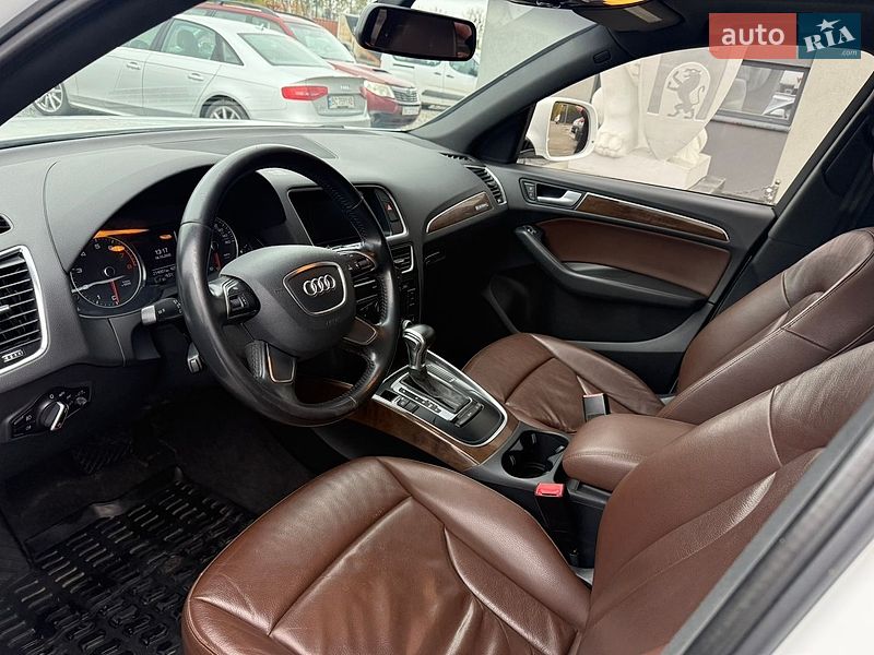 Внедорожник / Кроссовер Audi Q5 2015 в Львове