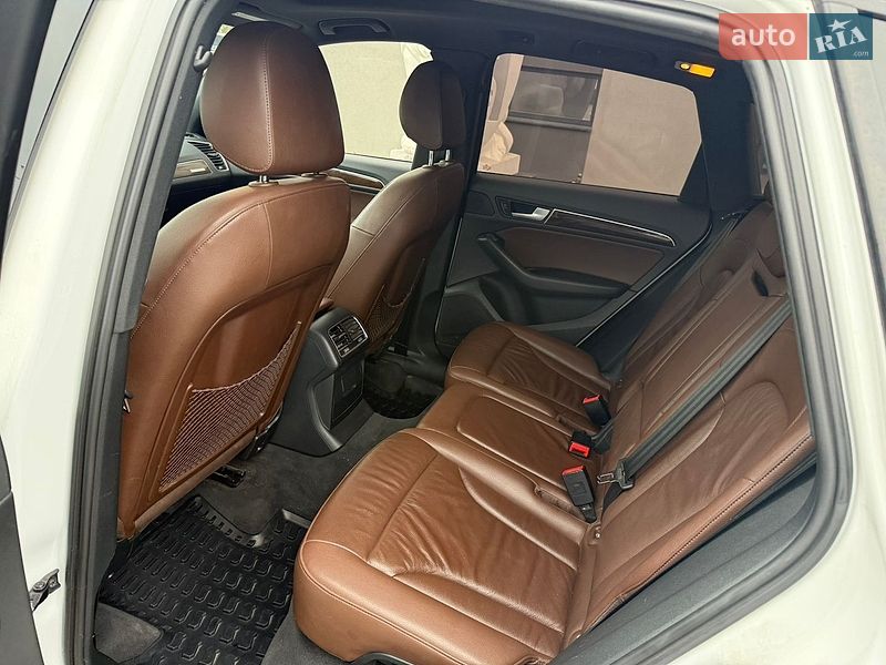 Внедорожник / Кроссовер Audi Q5 2015 в Львове