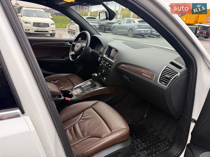 Внедорожник / Кроссовер Audi Q5 2015 в Львове