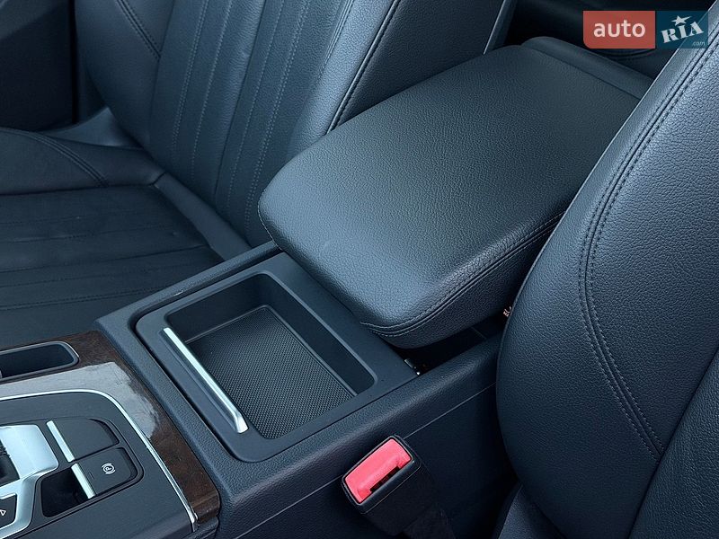Внедорожник / Кроссовер Audi Q5 2019 в Тернополе