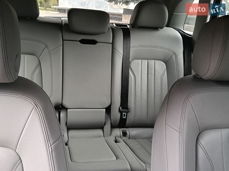 Внедорожник / Кроссовер Audi Q5 2021 в Ровно