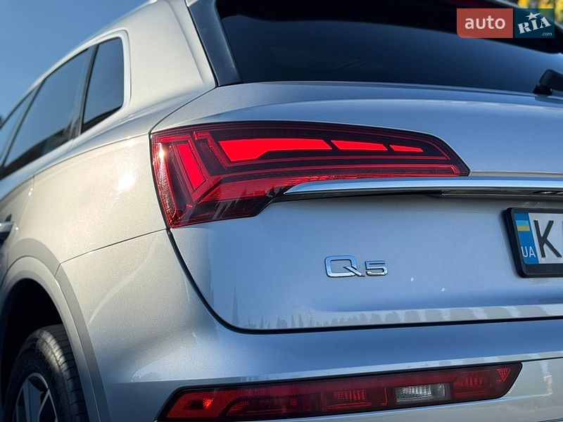 Позашляховик / Кросовер Audi Q5 2021 в Львові