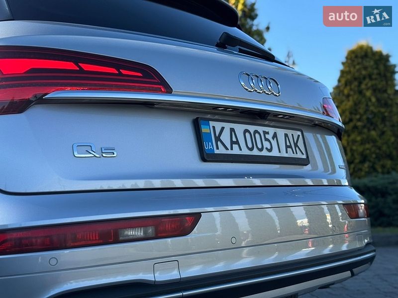 Позашляховик / Кросовер Audi Q5 2021 в Львові
