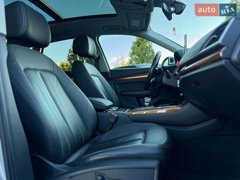 Позашляховик / Кросовер Audi Q5 2021 в Львові