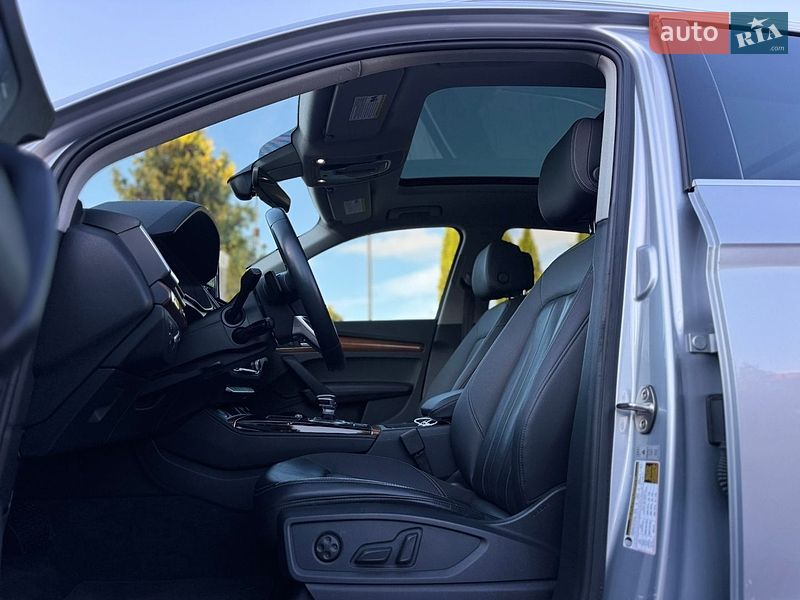 Позашляховик / Кросовер Audi Q5 2021 в Львові