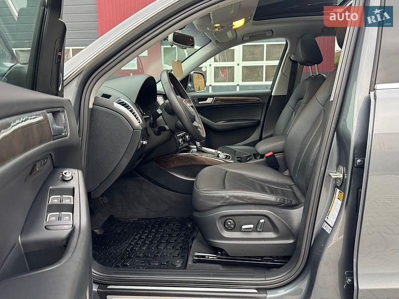 Внедорожник / Кроссовер Audi Q5 2015 в Дубно