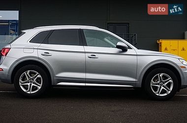 Позашляховик / Кросовер Audi Q5 2018 в Львові