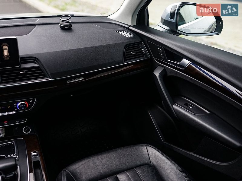 Внедорожник / Кроссовер Audi Q5 2018 в Львове