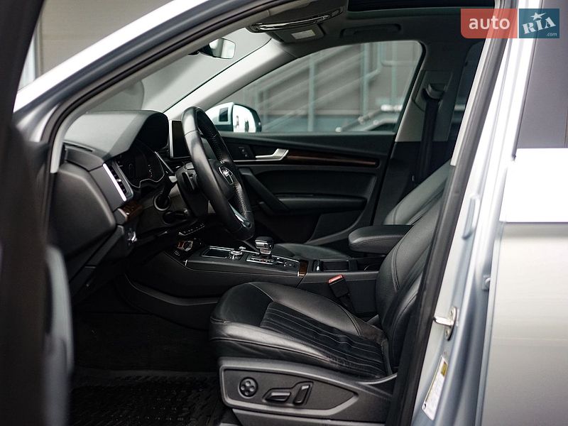 Позашляховик / Кросовер Audi Q5 2018 в Львові
