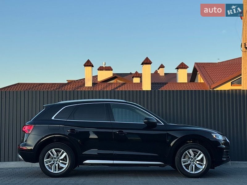 Внедорожник / Кроссовер Audi Q5 2020 в Тернополе