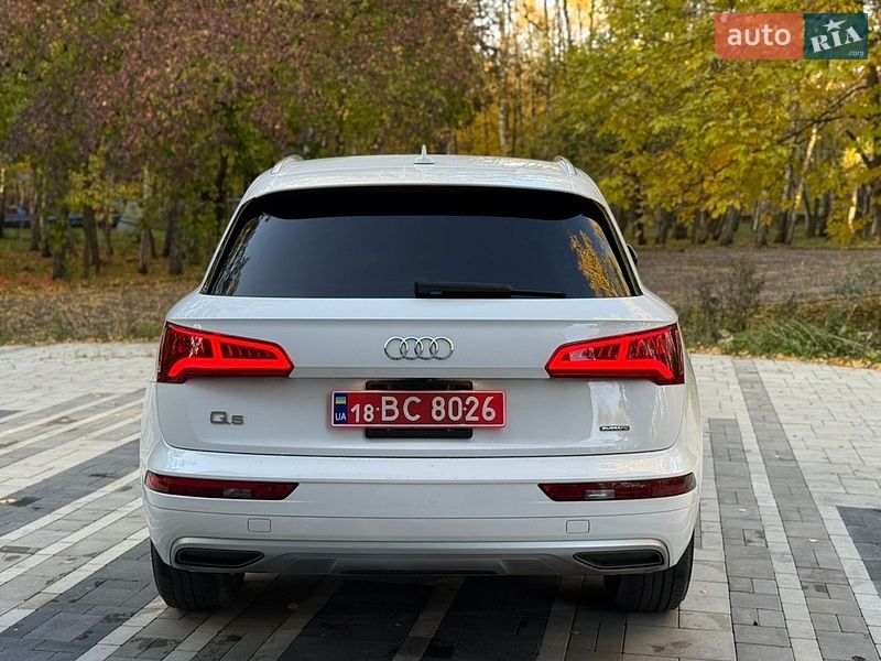 Позашляховик / Кросовер Audi Q5 2019 в Тернополі