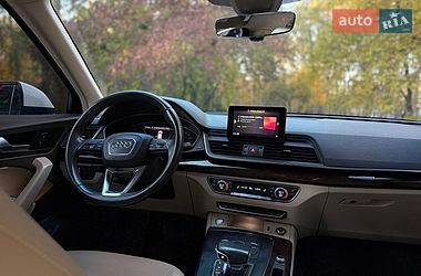 Позашляховик / Кросовер Audi Q5 2019 в Тернополі