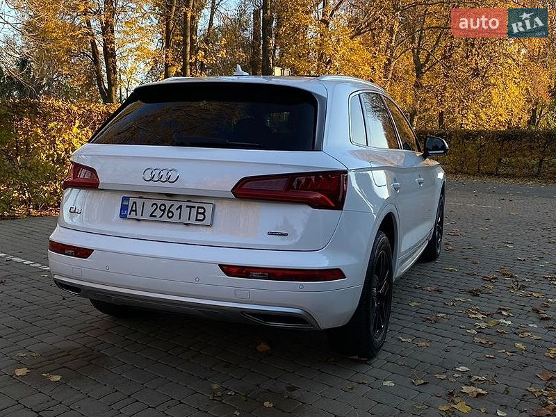 Внедорожник / Кроссовер Audi Q5 2020 в Василькове
