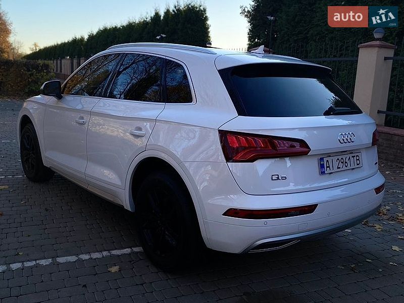 Внедорожник / Кроссовер Audi Q5 2020 в Василькове