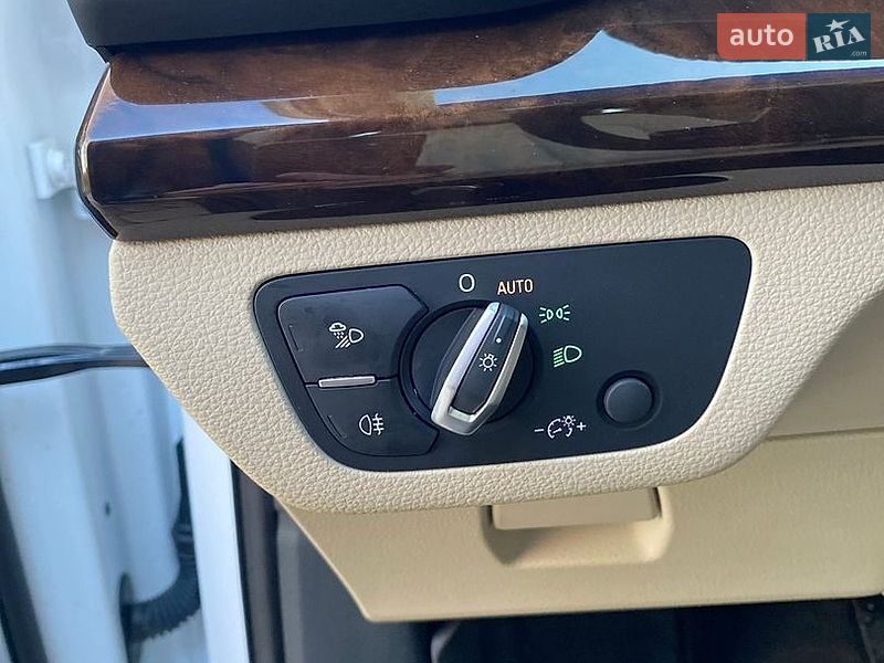 Внедорожник / Кроссовер Audi Q5 2020 в Василькове