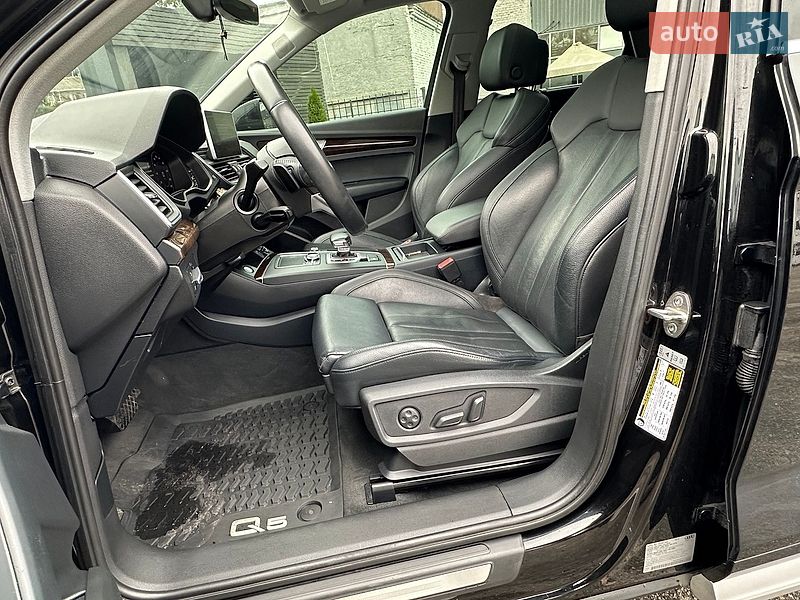 Позашляховик / Кросовер Audi Q5 2018 в Києві фото 13 Позашляховик / Кросовер Audi Q5 2018 в Києві