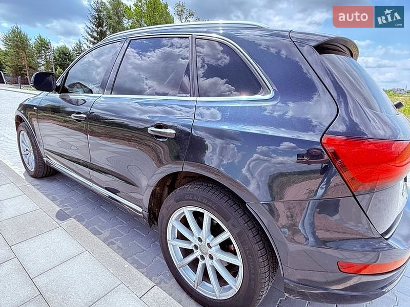 Позашляховик / Кросовер Audi Q5 2016 в Рівному