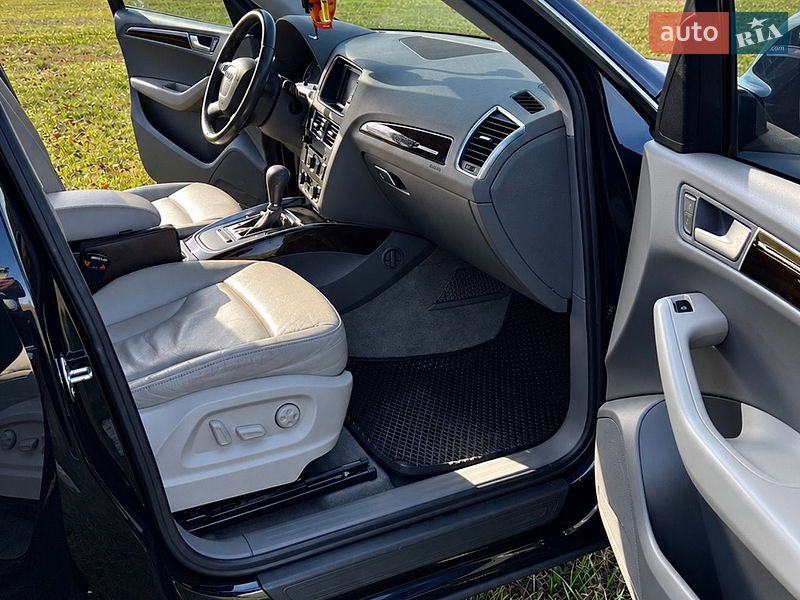Позашляховик / Кросовер Audi Q5 2011 в Кривому Розі фото 4 Позашляховик / Кросовер Audi Q5 2011 в Кривому Розі
