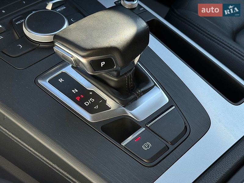 Позашляховик / Кросовер Audi Q5 2020 в Львові